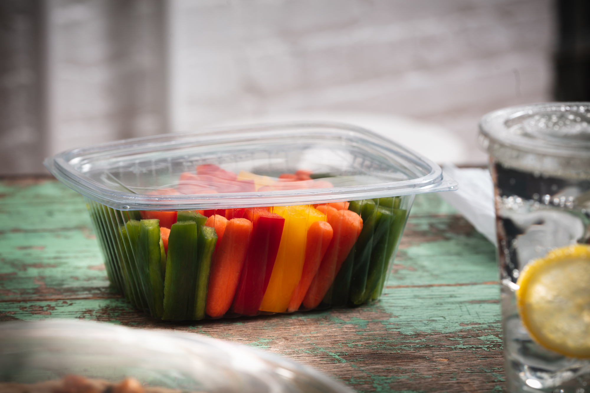 32 oz Hinged Deli Box - Clear Compostable PLA - 200 ct